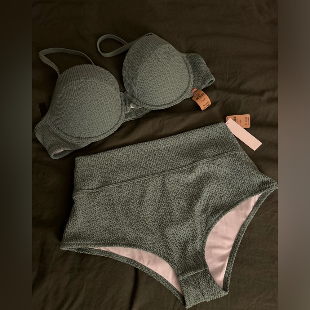 NWT VS Bikini (read description)